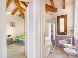 Air-conditioned Penthouse With Terrace and Parking