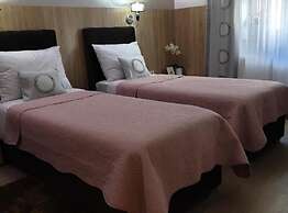 Ginko Rooms