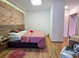 Ginko Rooms