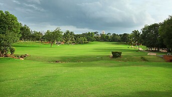 Eagleton - The Golf Resort