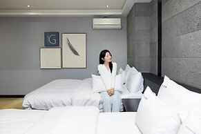 Icheon XYM Hotel
