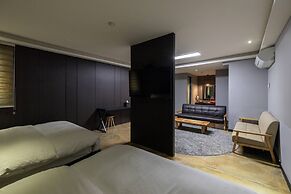 Icheon XYM Hotel