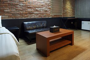 Icheon XYM Hotel