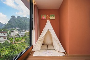 Riverside Bamboo Frest Hotel