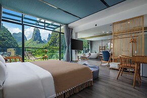 Yangshuo 1Q84 Tree Hotel