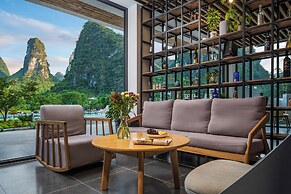 Yangshuo 1Q84 Tree Hotel