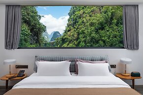 Yangshuo 1Q84 Tree Hotel