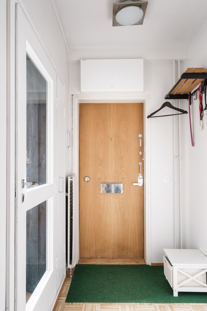 Bright Studio Apt. with Private Balcony
