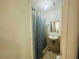 Spacious Central Davao City Getaway - Spacious Apartment With Shared P