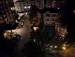 Spacious Central Davao City Getaway - Spacious Apartment With Shared P