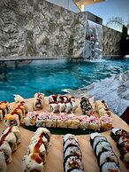 Ilio Boutique Swim Up Rooms