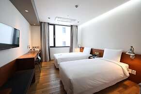 SEOUL HOTEL SHINSHIN