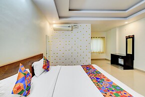 Fabhotel Pushpa Grand