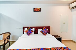 Fabhotel Pushpa Grand