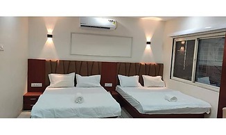 Fabhotel Ripon Palace