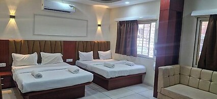 Fabhotel Ripon Palace