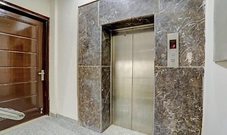 Fabhotel Royale 19