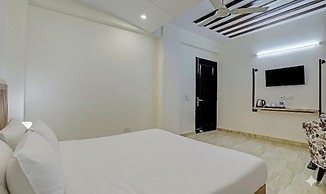 Fabhotel Royale 19