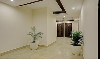 Fabhotel Royale 19