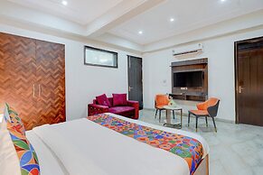 Fabhotel Rush Residency