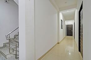 Fabhotel Aakarshan Residency