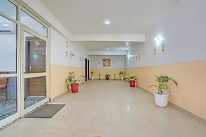 Fabhotel Hazel Town House