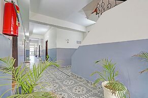 Fabhotel Hazel Town House