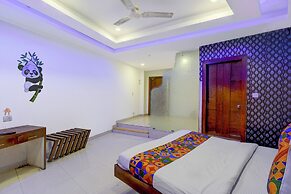 Fabhotel Ayaansh