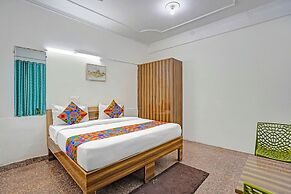 Fabhotel Casa Residency