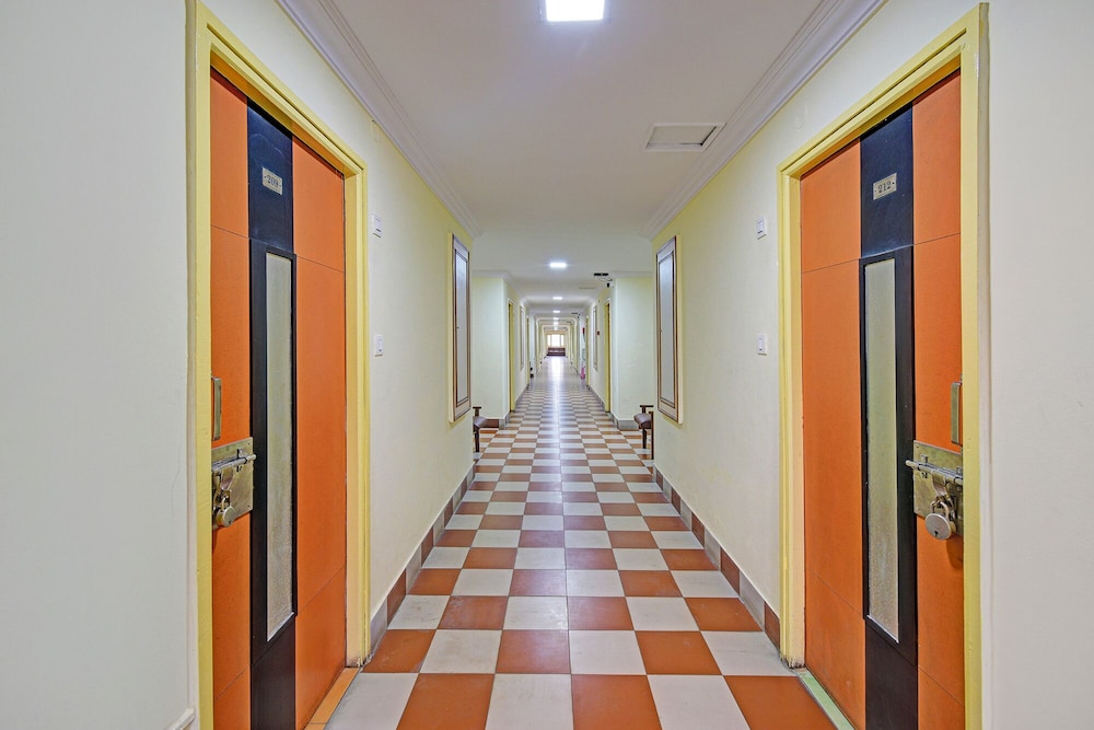 Fabhotel Ranjit Residency
