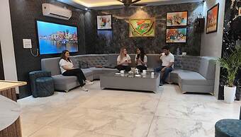 Fabhotel Yatri Nivas