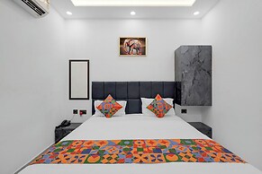Fabhotel Yatri Nivas