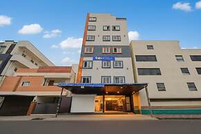 Fabhotel Sp Grand Suites