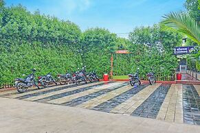 Fabhotel Relax Inn