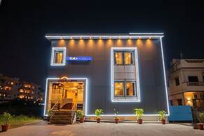 Fabhotel Relax Inn