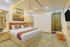 Fabhotel Relax Inn