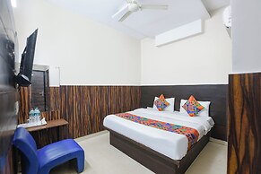 Fabhotel Red Ark Inn