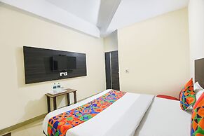 Fabhotel Red Ark Inn