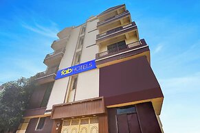 Fabhotel Dream Inn