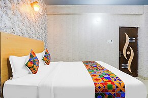 Fabhotel Dream Inn