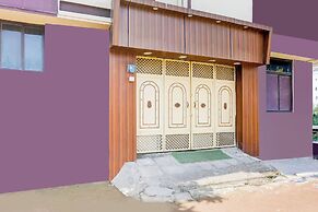 Fabhotel Dream Inn