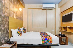 Fabhotel Dream Inn