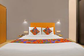 Fabhotel Vivek Inn