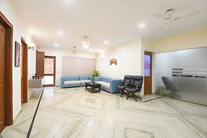 Fabhotel Tulip Residency