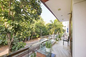 Fabhotel Tulip Residency