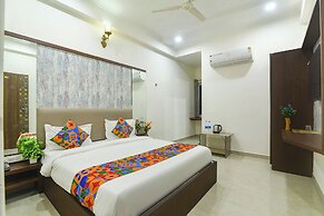Fabhotel Jai Palace Comfortable Stay