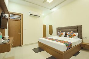 Fabhotel Lotus
