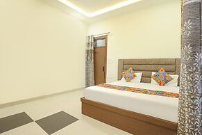 Fabhotel Lotus