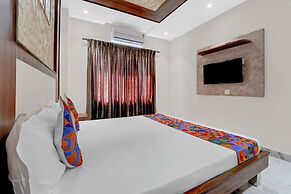 Fabhotel Kayal Plaza