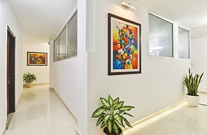 Fabhotel Raas Inn